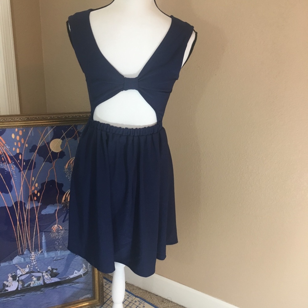 Bow back detail navy blue sleeveless dress M euc